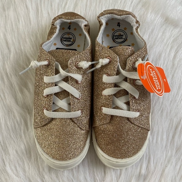 Wonder Nation Shoes Girls Size 4 Gold Sparkly Slip On Stretchy Back - Picture 2 of 6